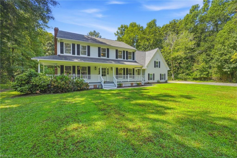 Photo 3 of 49 residential for sale in Chesapeake virginia