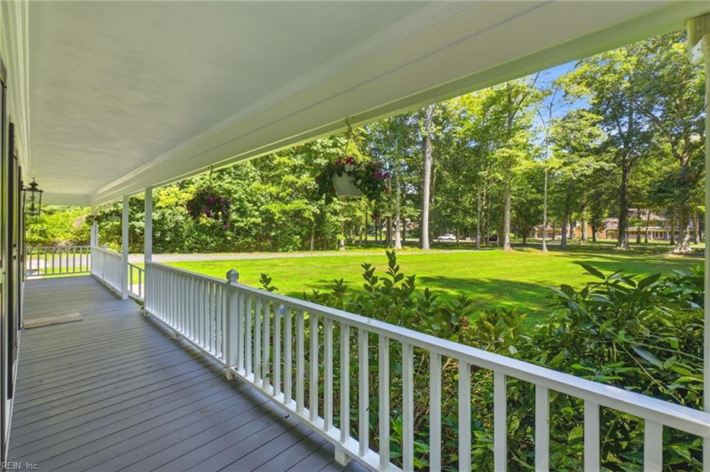 Photo 5 of 49 residential for sale in Chesapeake virginia