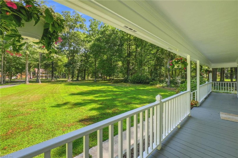 Photo 6 of 49 residential for sale in Chesapeake virginia