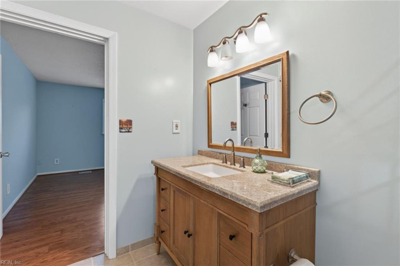 Photo 17 of 23 residential for sale in Virginia Beach virginia