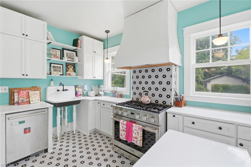 Photo 9 of 35 residential for sale in Norfolk virginia Photo 9 of 35 residential for sale in Norfolk virginia