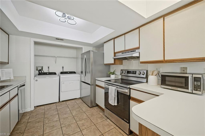 Photo 4 of 37 residential for sale in Virginia Beach virginia Photo 4 of 37 residential for sale in Virginia Beach virginia