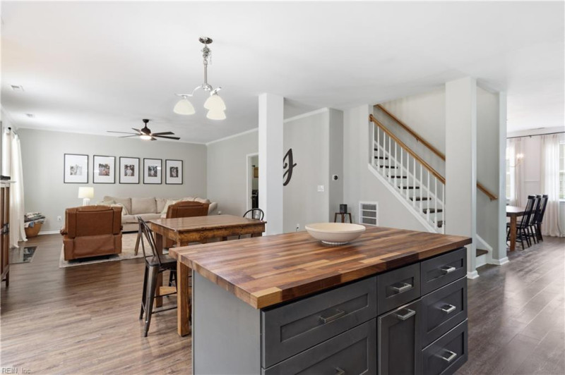 Photo 10 of 48 residential for sale in Newport News virginia