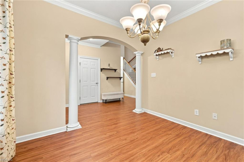 Photo 8 of 38 residential for sale in Isle of Wight County virginia