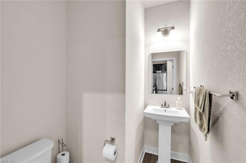 Photo 11 of 32 residential for sale in Chesapeake virginia Photo 11 of 32 residential for sale in Chesapeake virginia