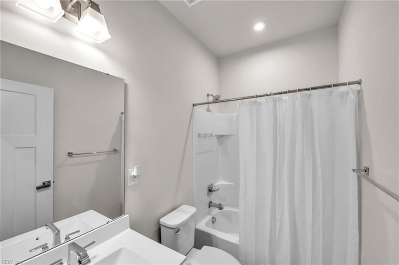 Photo 14 of 32 residential for sale in Chesapeake virginia Photo 14 of 32 residential for sale in Chesapeake virginia