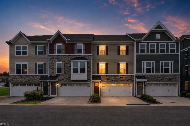 Photo 3 of 32 residential for sale in Chesapeake virginia Photo 3 of 32 residential for sale in Chesapeake virginia