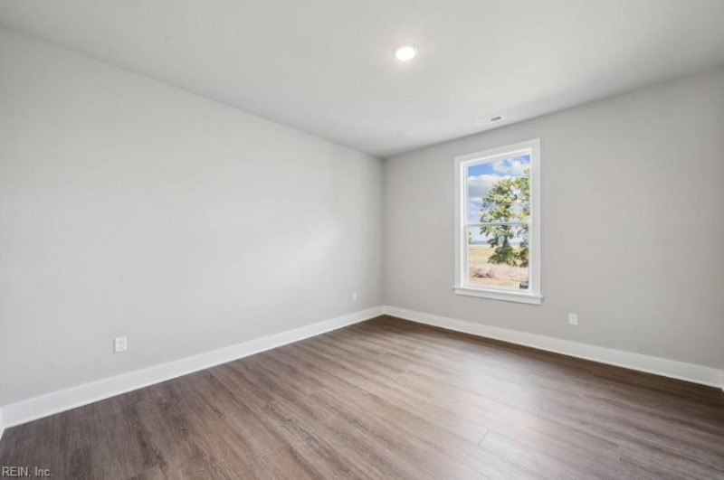 Photo 31 of 50 residential for sale in Suffolk virginia