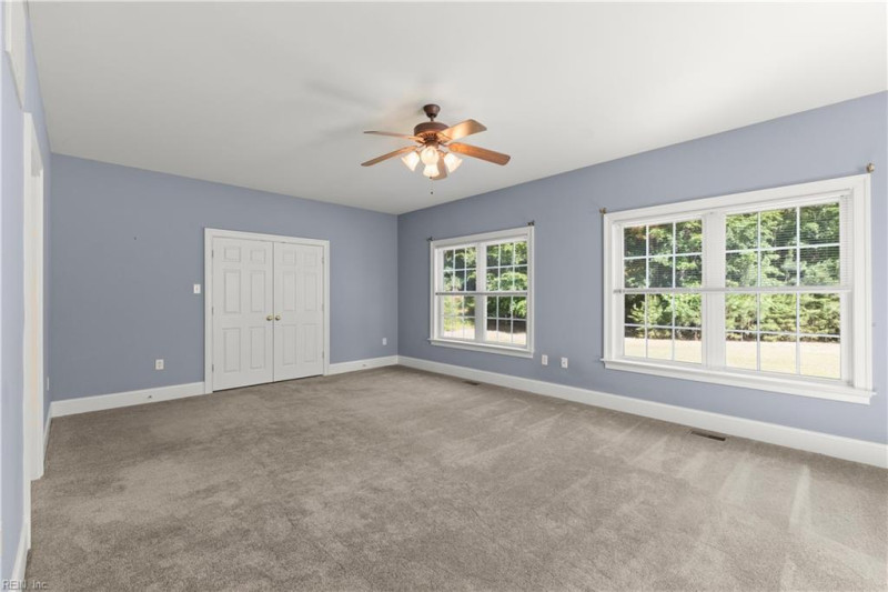 Photo 19 of 50 residential for sale in Gloucester County virginia