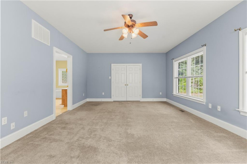 Photo 20 of 50 residential for sale in Gloucester County virginia