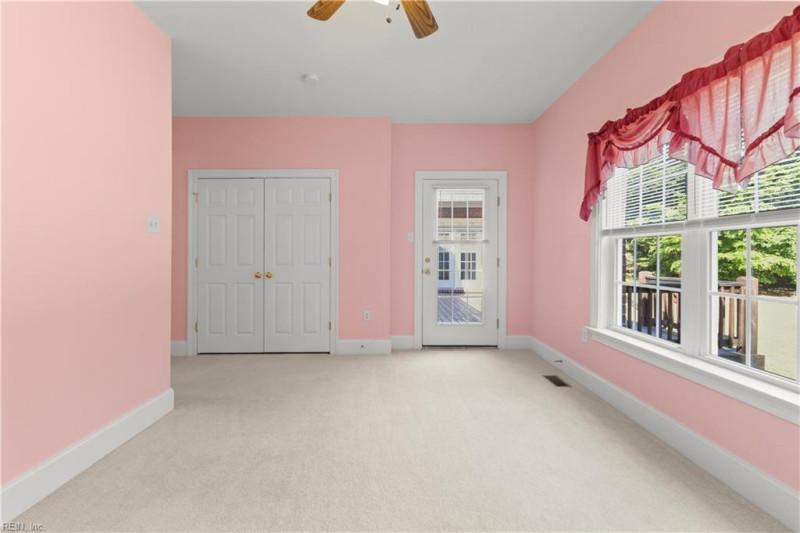 Photo 26 of 50 residential for sale in Gloucester County virginia