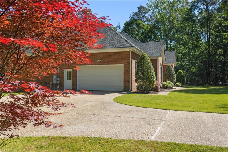 Photo 35 of 50 residential for sale in Gloucester County virginia