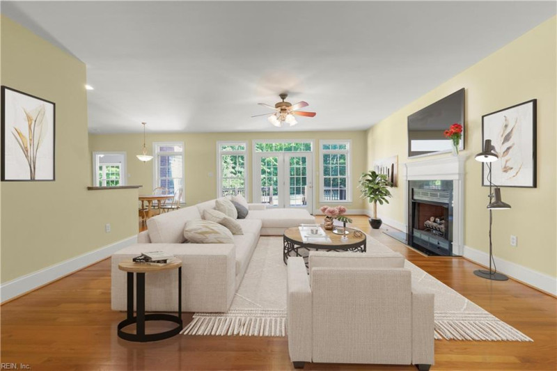 Photo 5 of 50 residential for sale in Gloucester County virginia