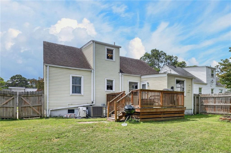 Photo 20 of 23 residential for sale in Norfolk virginia