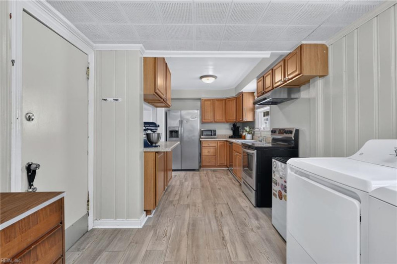 Photo 8 of 23 residential for sale in Norfolk virginia