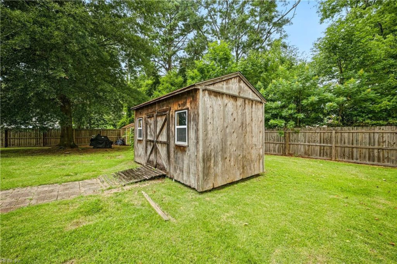 Photo 10 of 29 residential for sale in Chesapeake virginia Photo 10 of 29 residential for sale in Chesapeake virginia