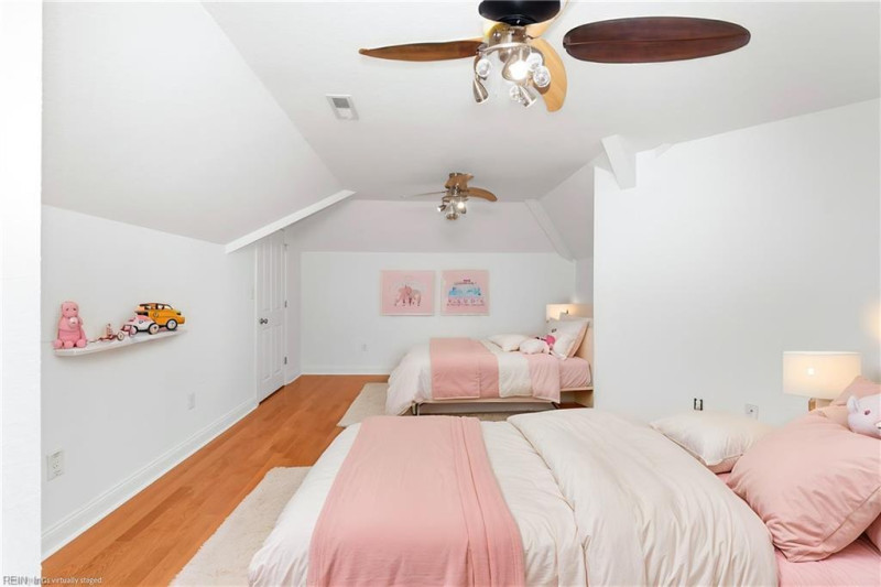 Photo 35 of 50 residential for sale in Camden County virginia
