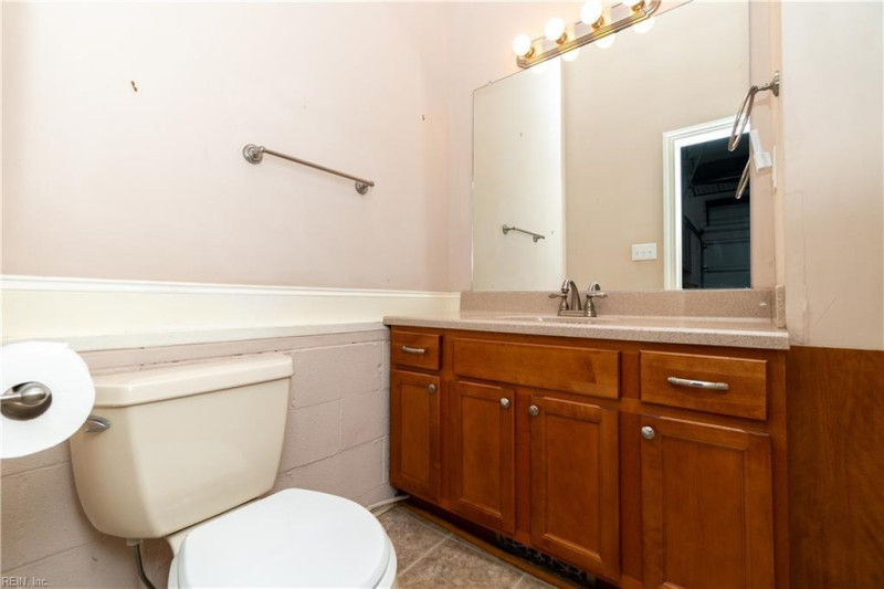 Photo 49 of 50 residential for sale in Camden County virginia