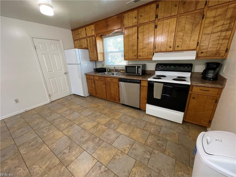 Photo 9 of 19 rental for rent in Hampton virginia Photo 9 of 19 rental for rent in Hampton virginia