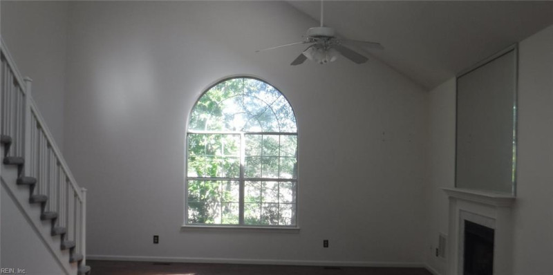 Photo 3 of 11 residential for sale in Chesapeake virginia Photo 3 of 11 residential for sale in Chesapeake virginia