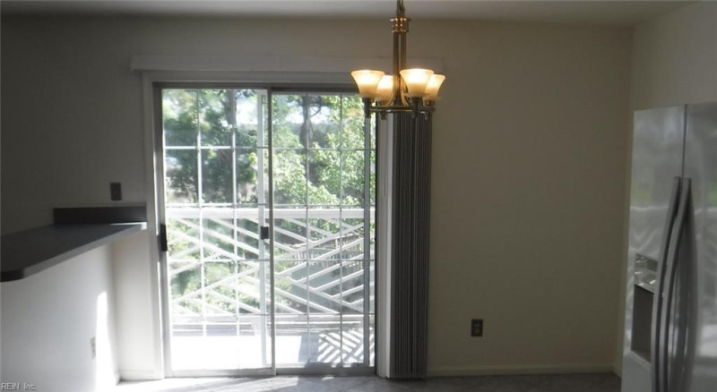 Photo 5 of 11 residential for sale in Chesapeake virginia Photo 5 of 11 residential for sale in Chesapeake virginia