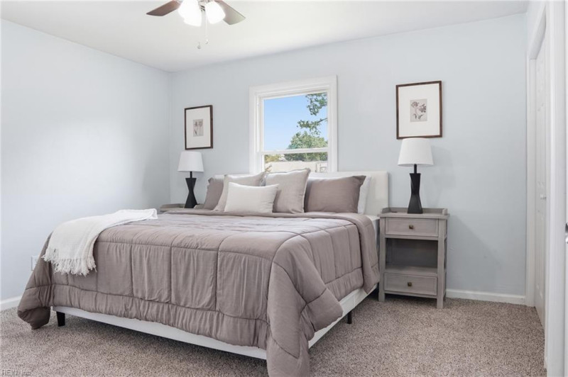 Photo 15 of 29 residential for sale in Chesapeake virginia