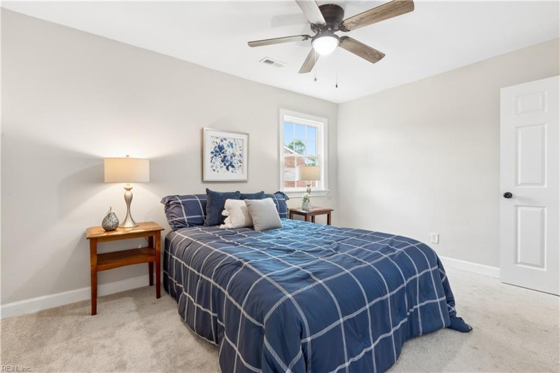 Photo 21 of 41 residential for sale in Chesapeake virginia