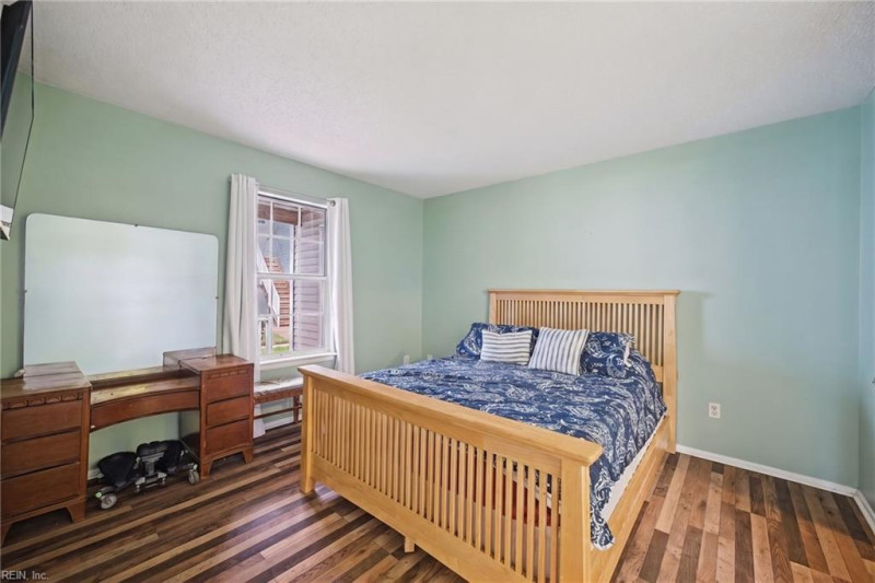 Photo 16 of 41 residential for sale in Virginia Beach virginia
