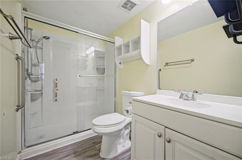 Photo 18 of 41 residential for sale in Virginia Beach virginia