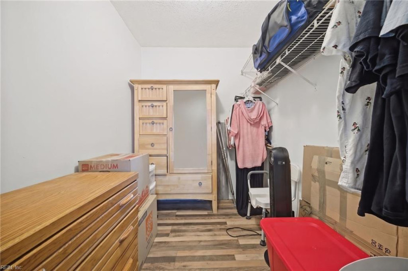 Photo 20 of 41 residential for sale in Virginia Beach virginia