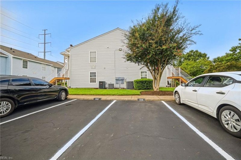 Photo 26 of 41 residential for sale in Virginia Beach virginia