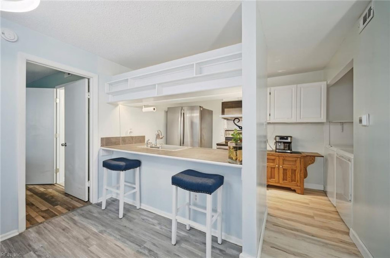 Photo 8 of 41 residential for sale in Virginia Beach virginia