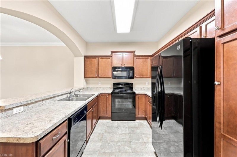 Photo 13 of 42 residential for sale in Norfolk virginia