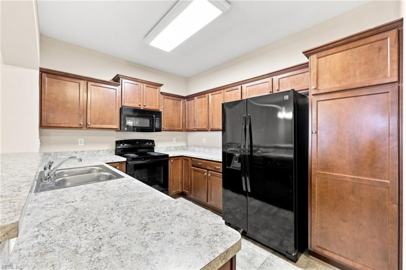 Photo 16 of 42 residential for sale in Norfolk virginia