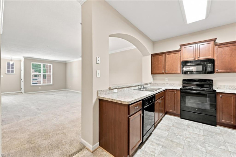 Photo 17 of 42 residential for sale in Norfolk virginia