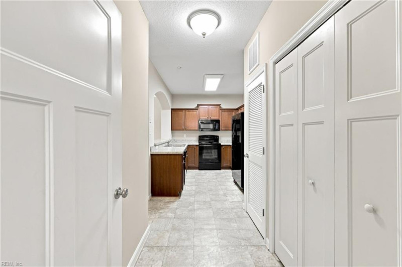 Photo 18 of 42 residential for sale in Norfolk virginia
