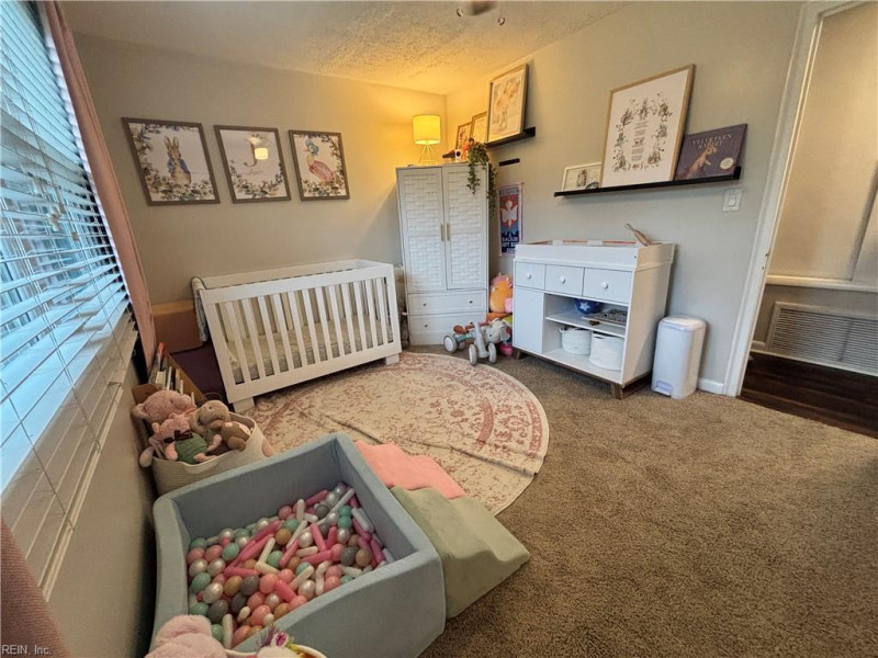 Photo 17 of 30 residential for sale in Norfolk virginia