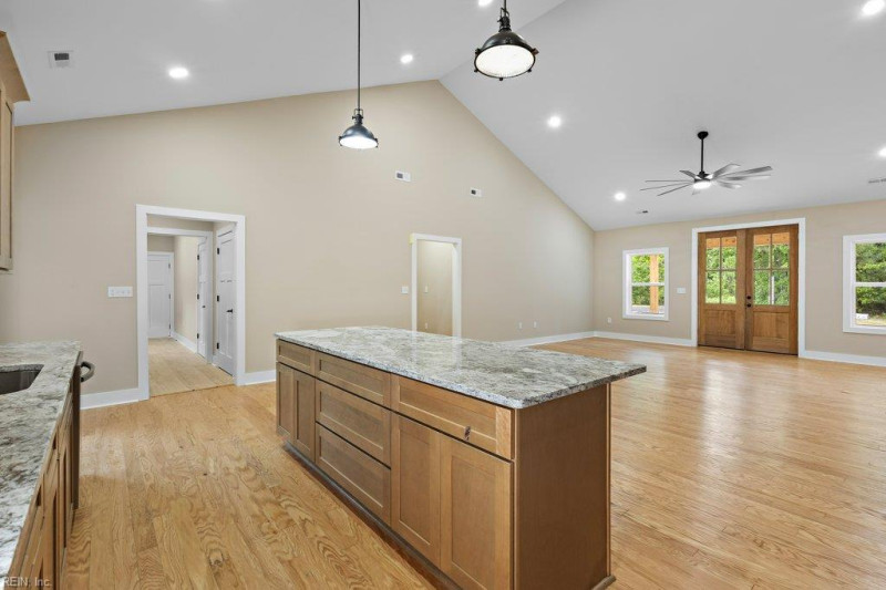 Photo 10 of 50 residential for sale in Chesapeake virginia