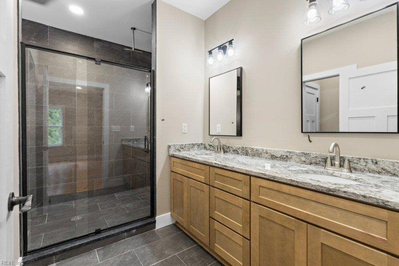 Photo 20 of 50 residential for sale in Chesapeake virginia