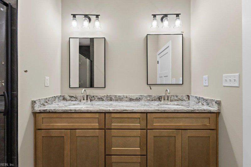 Photo 21 of 50 residential for sale in Chesapeake virginia