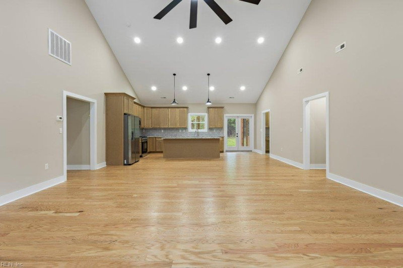 Photo 3 of 50 residential for sale in Chesapeake virginia