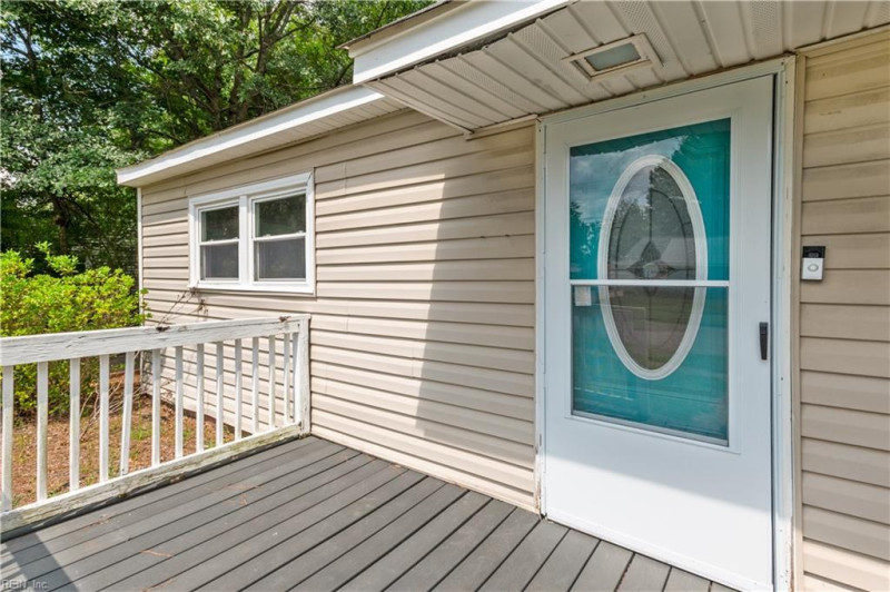 Photo 31 of 40 residential for sale in Chesapeake virginia