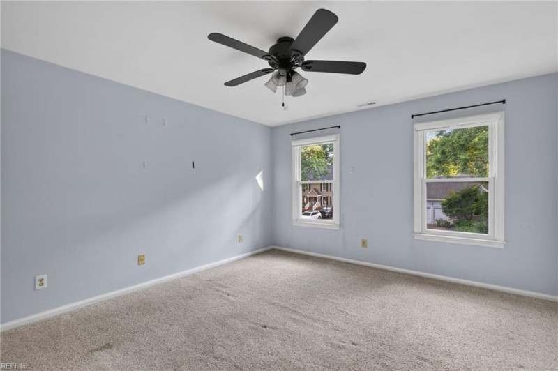 Photo 27 of 39 residential for sale in Chesapeake virginia