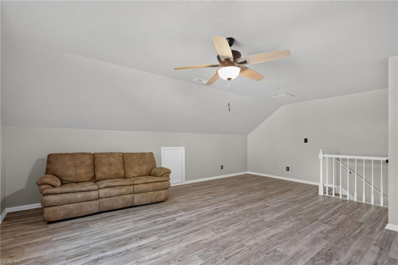 Photo 34 of 39 residential for sale in Chesapeake virginia