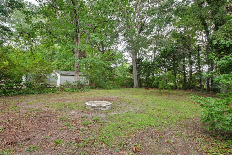 Photo 33 of 34 residential for sale in York County virginia Photo 33 of 34 residential for sale in York County virginia
