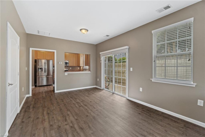Photo 6 of 33 rental for rent in Chesapeake virginia Photo 6 of 33 rental for rent in Chesapeake virginia