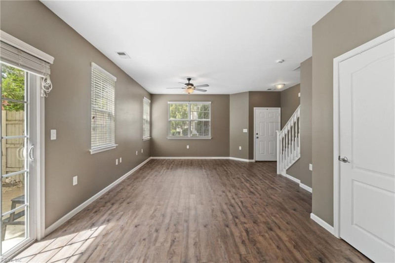 Photo 9 of 33 rental for rent in Chesapeake virginia Photo 9 of 33 rental for rent in Chesapeake virginia