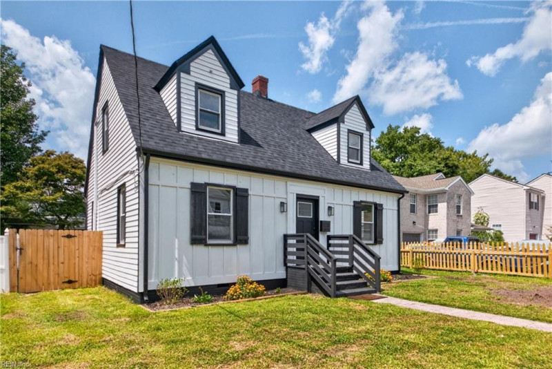 Photo 3 of 24 residential for sale in Portsmouth virginia Photo 3 of 24 residential for sale in Portsmouth virginia