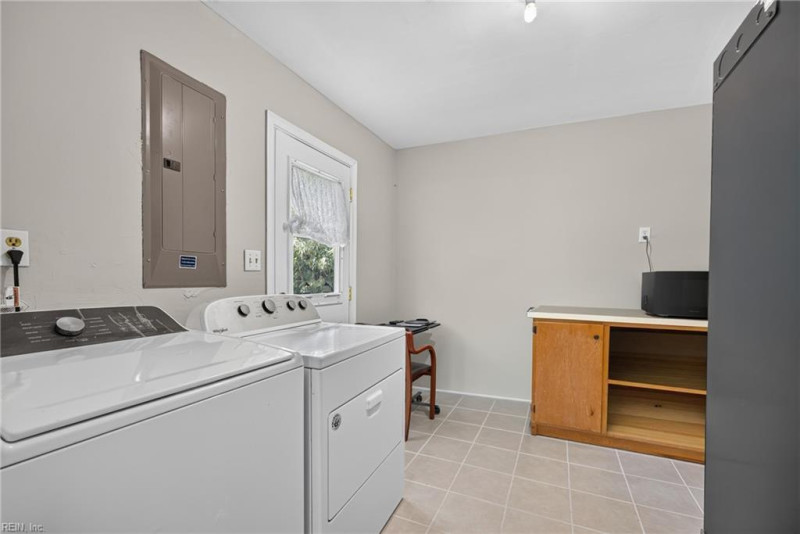 Photo 17 of 45 residential for sale in Newport News virginia Photo 17 of 45 residential for sale in Newport News virginia