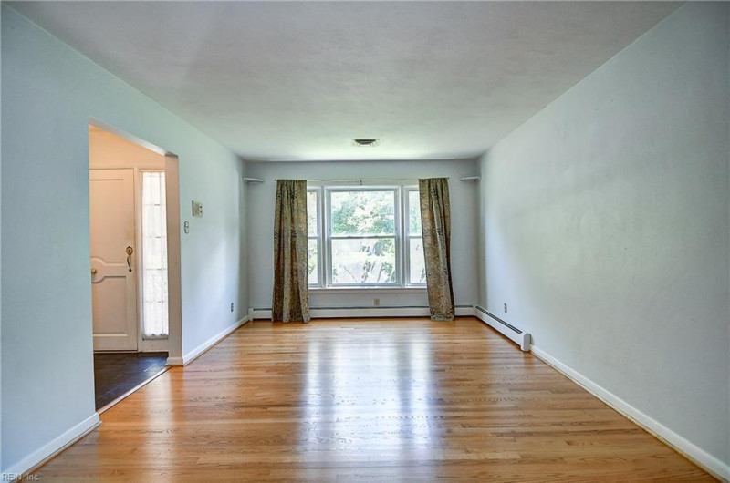 Photo 12 of 39 residential for sale in Chesapeake virginia Photo 12 of 39 residential for sale in Chesapeake virginia
